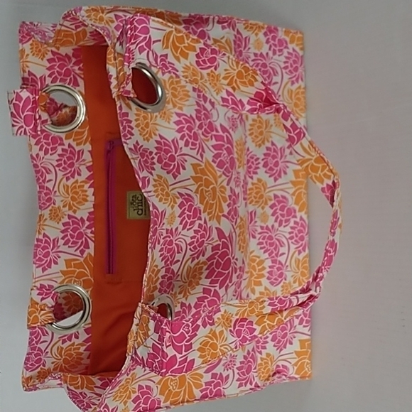 iota Chic Floral Canvas Open Wide Tote Bag Water Resistant - Picture 1 of 11